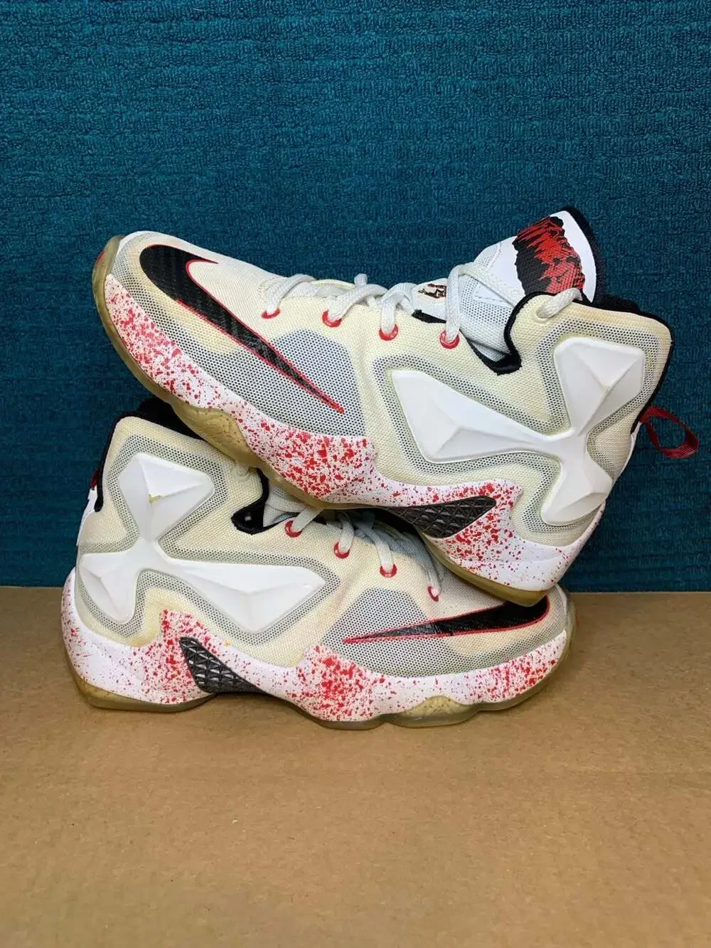 Lebron James Friday The 13th Size 5Y